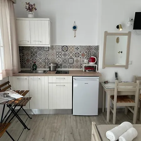 Nick's 2 Parikia (Paros)