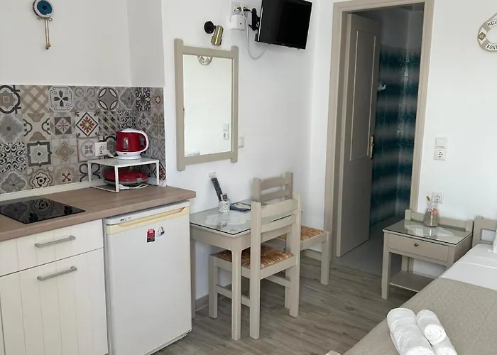 Nick's 2 Apartment *